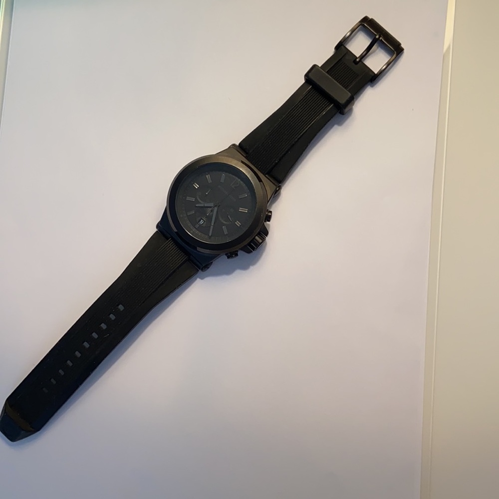 Mk Watch - image 4